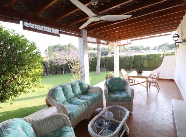 Resale - Villa - Orihuela Costa - Altos de Campoamor