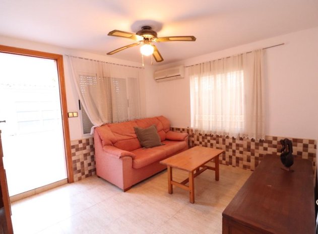 Herverkoop - Villa - Torrevieja - Los Balcones