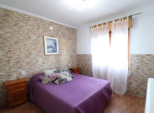 Herverkoop - Villa - Torrevieja - Los Balcones