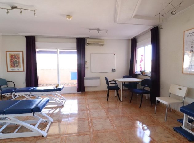 Resale - Apartment / flat - Orihuela Costa - La Zenia