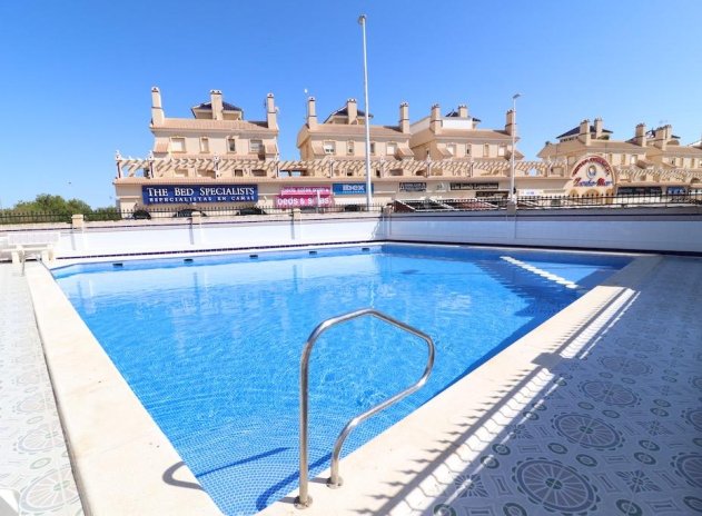 Resale - Apartment / flat - Orihuela Costa - La Zenia