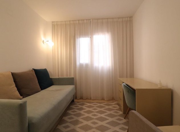 Revente - Appartement - Torrevieja - Punta Prima