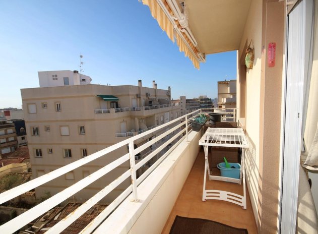 Resale - Apartment / flat - Torrevieja - Playa del Cura