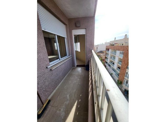 Resale - Apartment / flat - Torrevieja - Habaneras