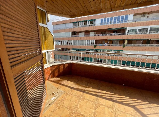 Resale - Apartment / flat - Torrevieja - Los balcones