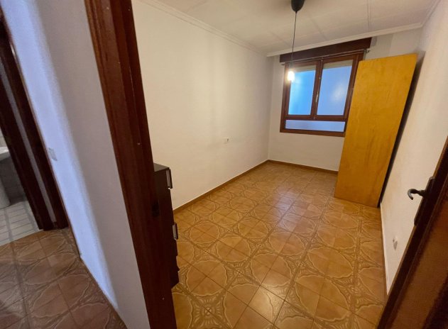 Resale - Apartment / flat - Torrevieja - Los balcones