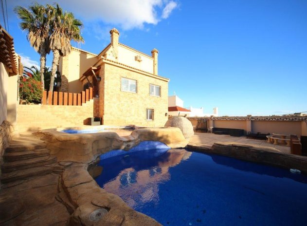 Reventa - Villa - Orihuela Costa - Las Filipinas