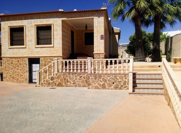 Wiederverkauf - Villa - Torrevieja - Eliseos playa