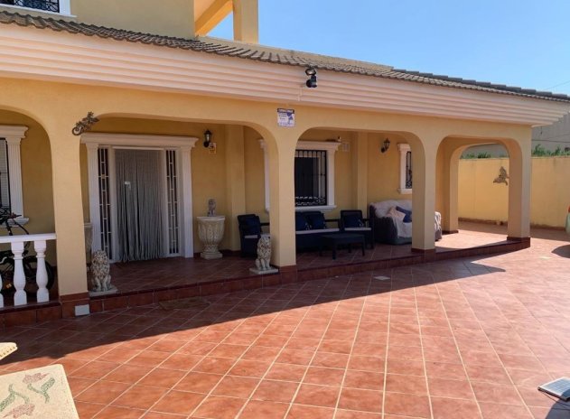 Wiederverkauf - Villa - Torrevieja - Los Altos