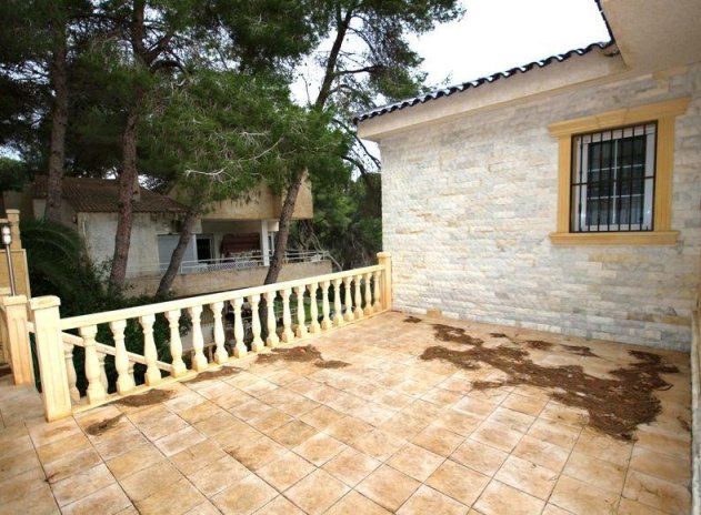 Resale - Villa - Orihuela Costa - Altos de Campoamor