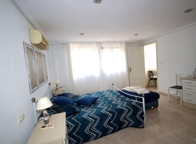 Resale - Villa - Orihuela Costa - Altos de Campoamor