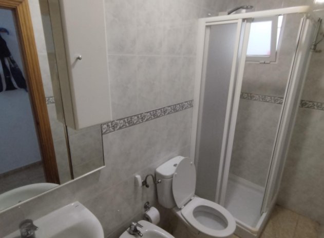 Reventa - Apartamento / piso - Torrevieja - Estacion de autobuses