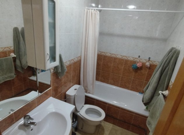 Reventa - Apartamento / piso - Torrevieja - Estacion de autobuses