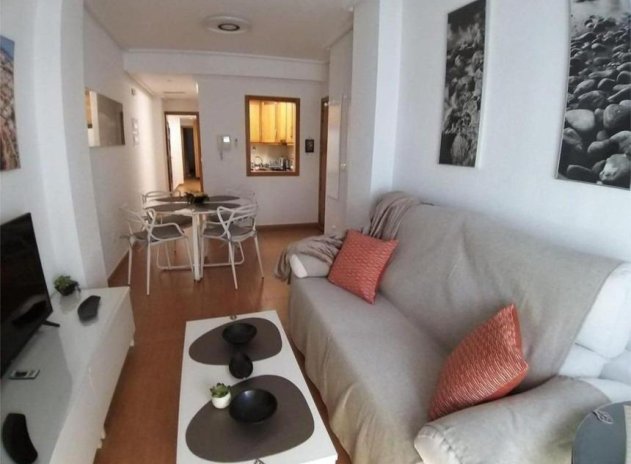 Resale - Apartment / flat - Torrevieja - Estacion de autobuses