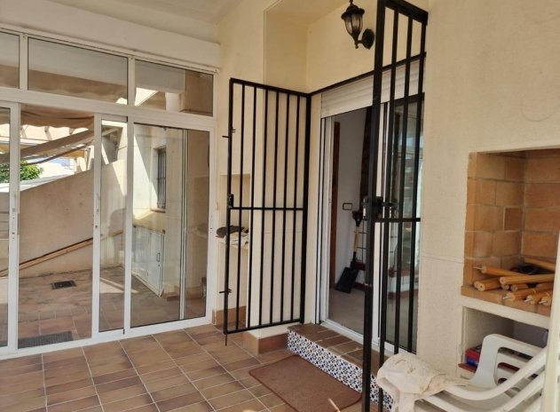 Resale - Semi Detached Villa - Torrevieja - La siesta