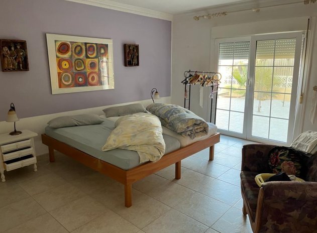 Wiederverkauf - Villa - Torrevieja - Eliseos playa