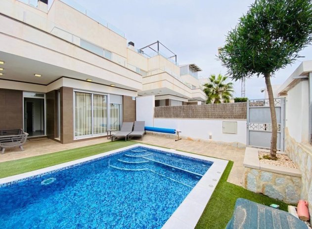 Revente - Villa - Orihuela Costa - Montezenia