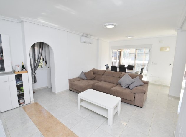 Wiederverkauf - Villa - Torrevieja - Los altos