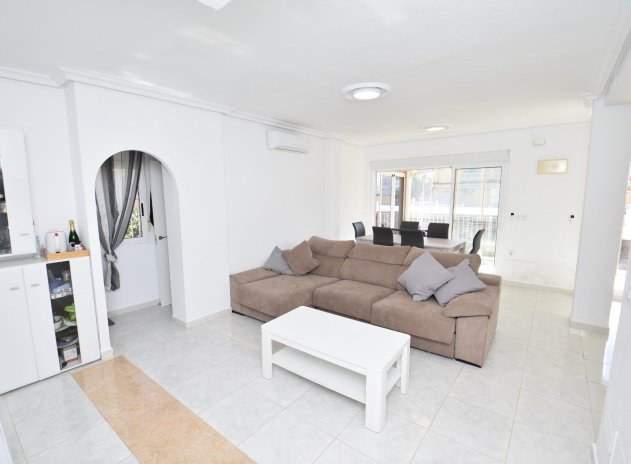 Revente - Villa - Torrevieja - Los altos