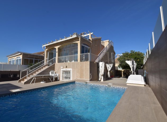 Wiederverkauf - Villa - Torrevieja - Los altos