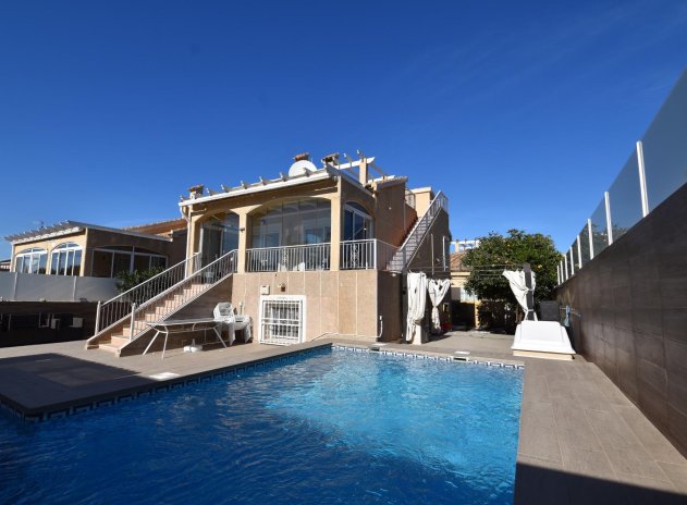 Herverkoop - Villa - Torrevieja - Los altos