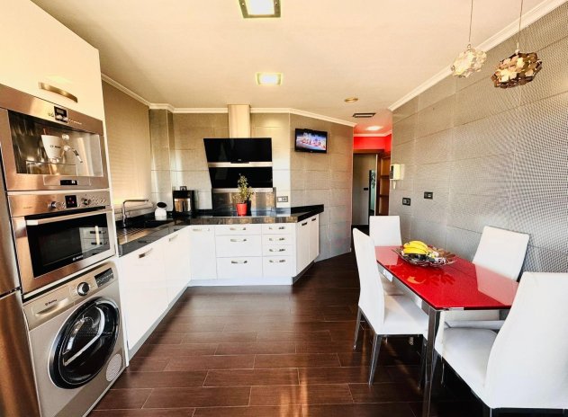 Herverkoop - Appartement / flat - Torrevieja - Estacion de autobuses