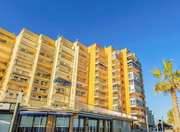 Resale - Apartment / flat - Torrevieja - Playa de los locos