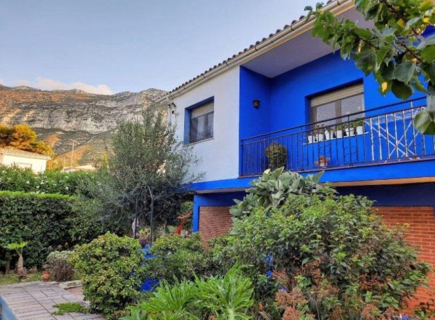 Resale - Villa - Denia - El montgo