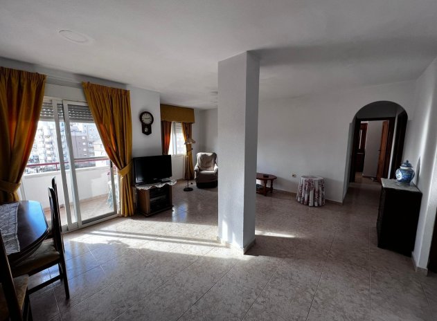 Revente - Appartement - Torrevieja - Nueva Torrevieja