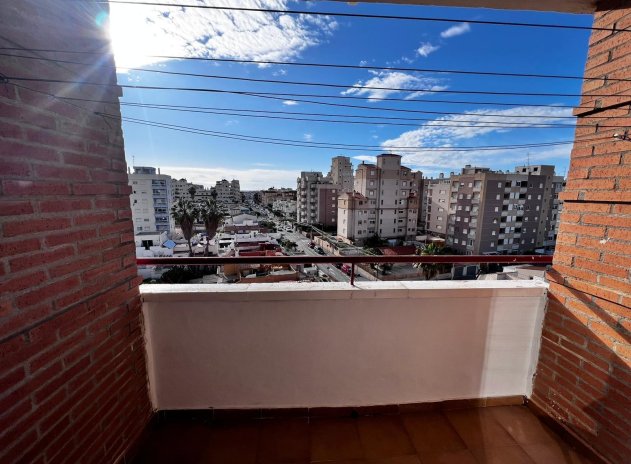 Revente - Appartement - Torrevieja - Nueva Torrevieja