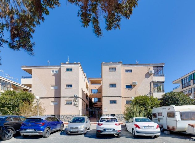 Reventa - Apartamento / piso - Torrevieja - Torretas