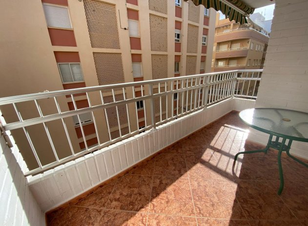 Herverkoop - Appartement / flat - Torrevieja - Playa del cura