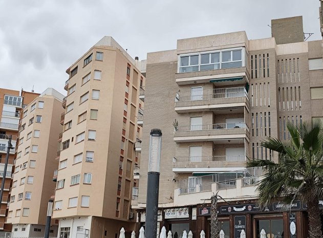 Herverkoop - Appartement / flat - Torrevieja - Playa del cura