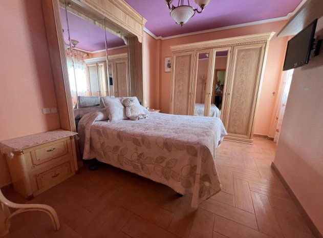 Resale - Apartment / flat - Los Montesinos - Centro