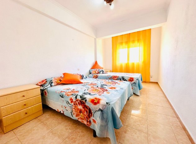 Revente - Appartement - Torrevieja - Centro