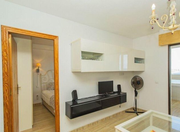 Resale - Apartment / flat - Torrevieja - Cabo cervera