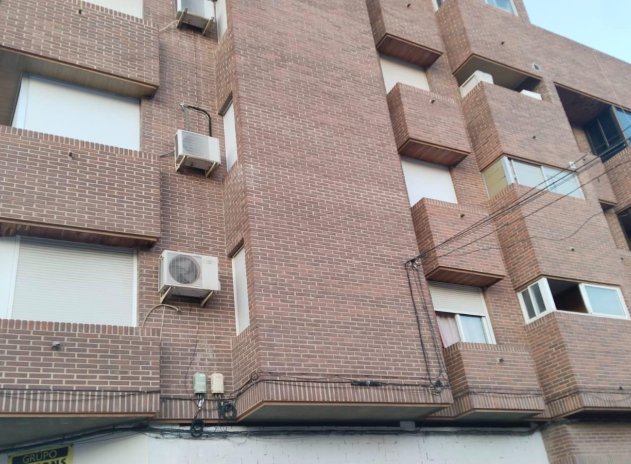 Reventa - Apartamento / piso - Catral - CENTRO