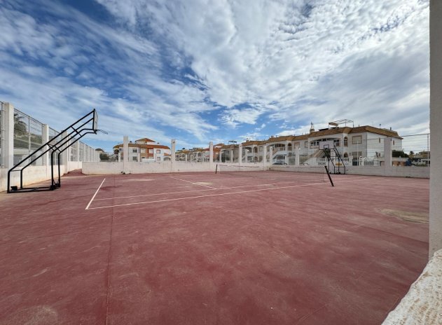 Herverkoop - Terraced house - Torrevieja - Torretas