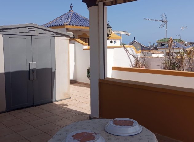 Resale - Bungalow - Torrevieja - Los altos