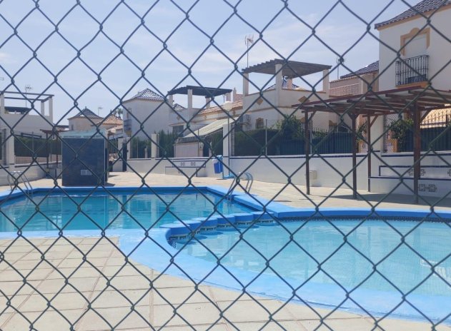 Revente - Bungalow - Torrevieja - Los altos