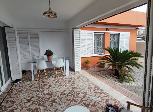 Resale - Villa - Torrevieja - La veleta