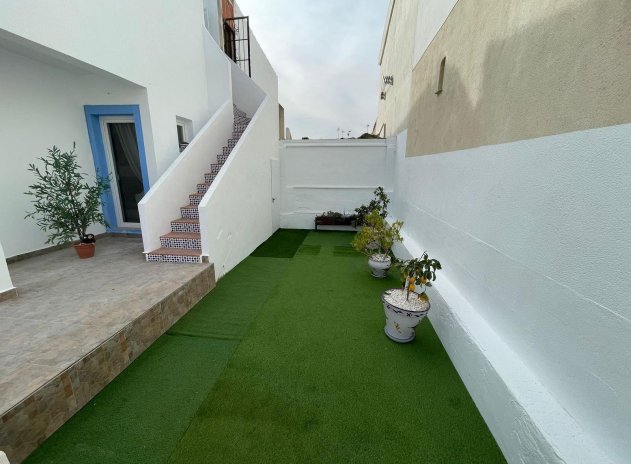 Resale - Villa - Orihuela Costa - Las Mimosas