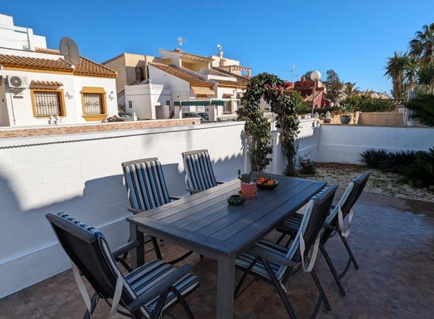 Resale - Villa - Orihuela Costa - Las Mimosas