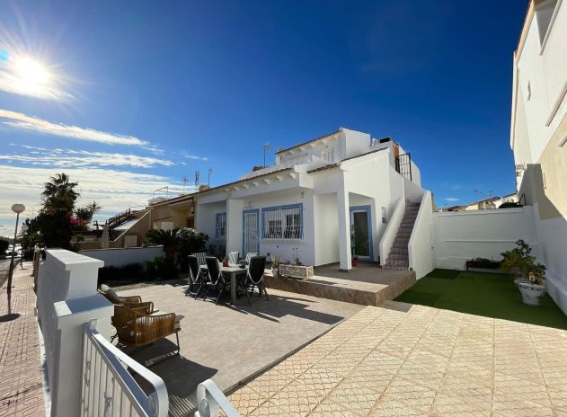 Resale - Villa - Orihuela Costa - Las Mimosas