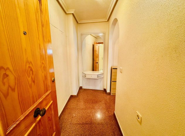 Herverkoop - Appartement / flat - Algorfa