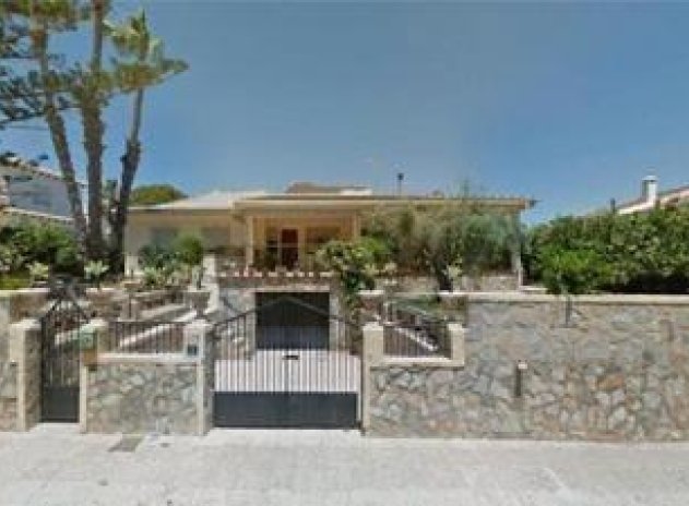 Wiederverkauf - Villa - Orihuela Costa - La Zenia