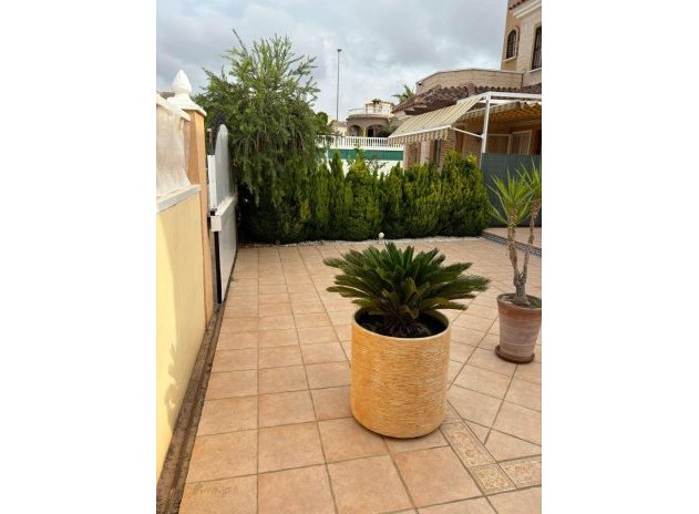 Resale - Villa - Guardamar del Segura - raso