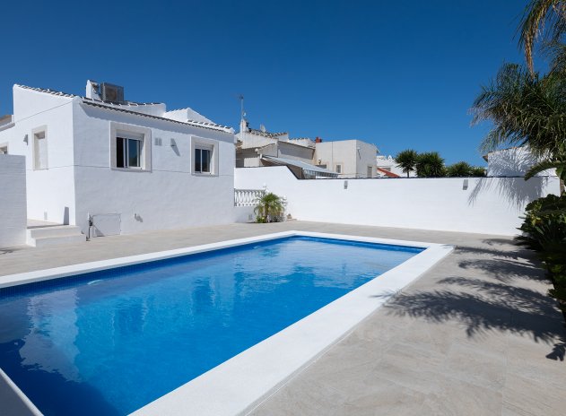 Reventa - Villa - Torrevieja - San luis