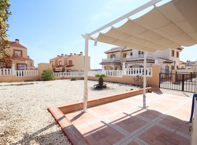 Resale - Terraced house - Orihuela Costa - Montezenia