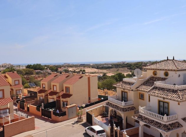 Resale - Terraced house - Orihuela Costa - Montezenia